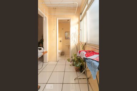 Apartamento para alugar com 100m², 2 quartos e 1 vaga Apartamento para alugar com 100m², 2 quartos e 1 vagaÁrea de serviço