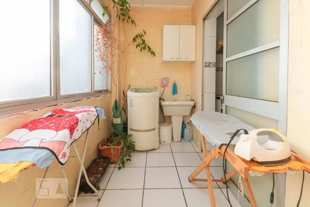 Apartamento para alugar com 100m², 2 quartos e 1 vaga Apartamento para alugar com 100m², 2 quartos e 1 vagaÁrea de serviço