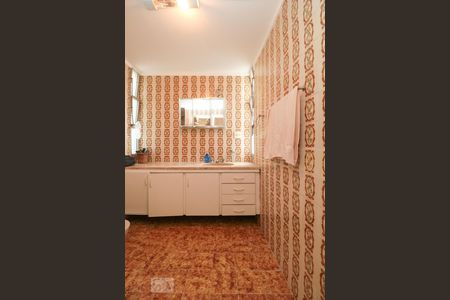 Apartamento para alugar com 100m², 2 quartos e 1 vaga Apartamento para alugar com 100m², 2 quartos e 1 vagaBanheiro