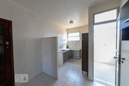 Apartamento à venda com 121m², 2 quartos e 1 vagaCozinha