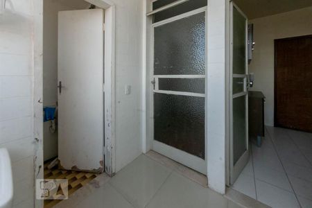 Apartamento à venda com 121m², 2 quartos e 1 vagaÁrea de Serviço