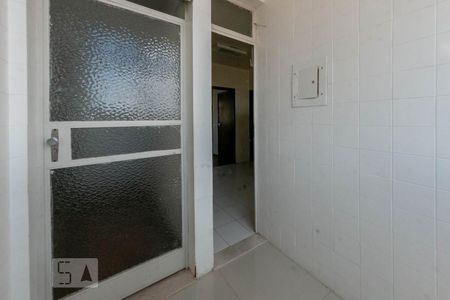 Apartamento à venda com 121m², 2 quartos e 1 vagaÁrea de Serviço