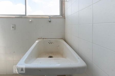 Apartamento à venda com 121m², 2 quartos e 1 vagaÁrea de Serviço