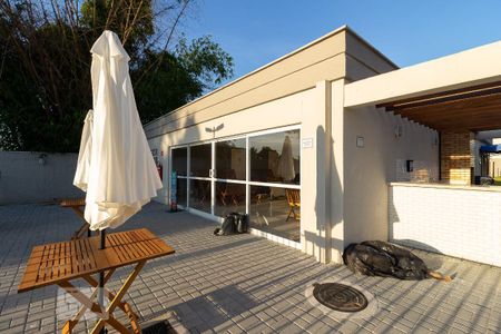 Apartamento para alugar com 44m², 2 quartos e 1 vaga Apartamento para alugar com 44m², 2 quartos e 1 vagaÁrea comum - Salão de festas