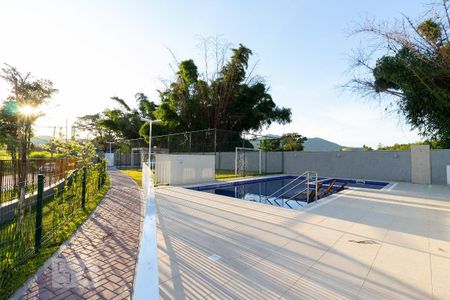 Apartamento para alugar com 44m², 2 quartos e 1 vaga Apartamento para alugar com 44m², 2 quartos e 1 vagaÁrea comum - Piscina