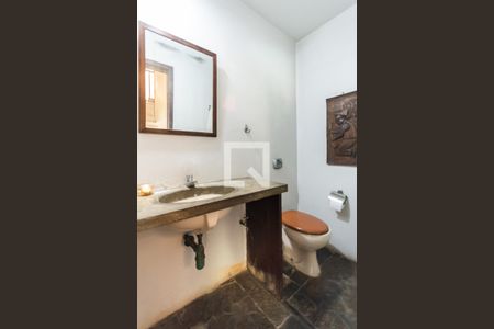 Casa à venda com 270m², 3 quartos e 3 vagasBanheiro Segundo andar