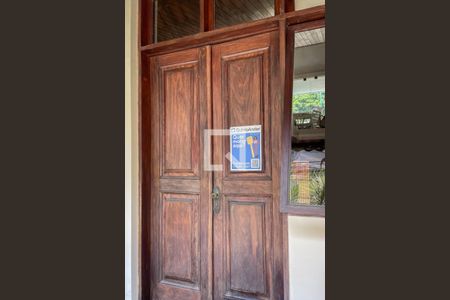 Casa à venda com 270m², 3 quartos e 3 vagasFachada