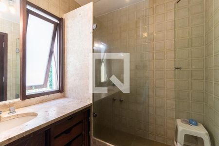 Casa à venda com 270m², 3 quartos e 3 vagasBanheiro