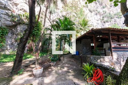 Casa à venda com 270m², 3 quartos e 3 vagasÁrea comum