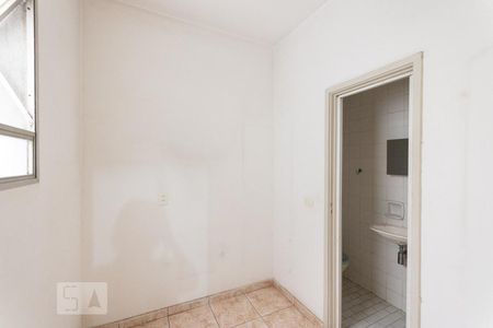 Apartamento à venda com 93m², 4 quartos e 1 vaga Apartamento à venda com 93m², 4 quartos e 1 vagaQuarto de Serviço