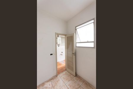 Apartamento à venda com 93m², 4 quartos e 1 vaga Apartamento à venda com 93m², 4 quartos e 1 vagaQuarto de Serviço
