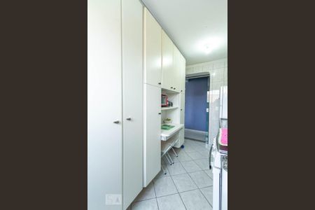 Apartamento à venda com 50m², 2 quartos e 1 vagaCozinha e área de serviço
