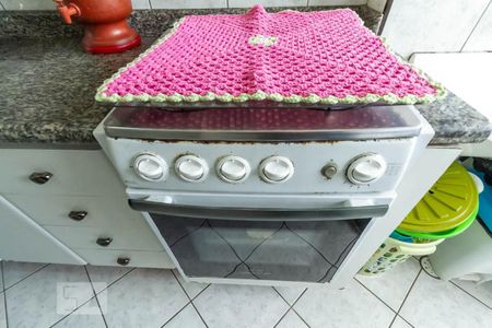 Apartamento à venda com 50m², 2 quartos e 1 vagaFogão