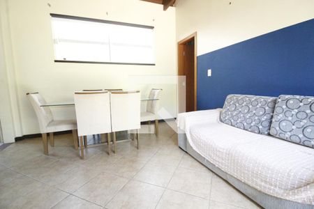 Sala de casa de condomínio para alugar com 1 quarto, 49m² em Itapuã, Salvador