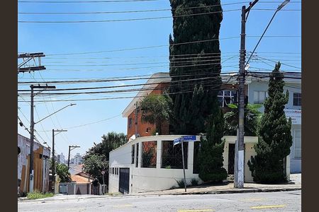 Casa à venda com 347m², 4 quartos e 3 vagas Casa à venda com 347m², 4 quartos e 3 vagasFachada