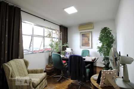 Casa à venda com 347m², 4 quartos e 3 vagasQuarto 2