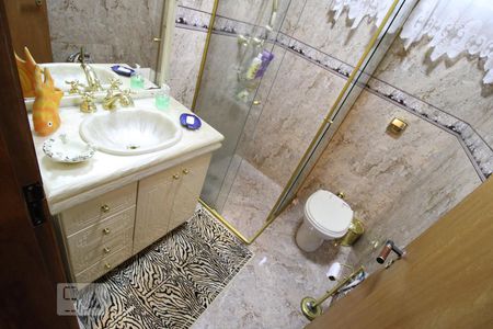 Casa à venda com 347m², 4 quartos e 3 vagasBanheiro 4