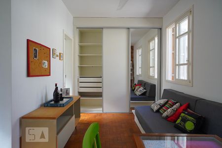 Sala-Quarto de kitnet/studio para alugar com 1 quarto, 26m² em Bom Fim, Porto Alegre