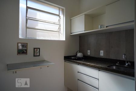 Cozinha de kitnet/studio para alugar com 1 quarto, 26m² em Bom Fim, Porto Alegre