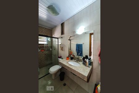 Casa à venda com 130m², 3 quartos e 1 vaga Casa à venda com 130m², 3 quartos e 1 vagaBanheiro da Suíte