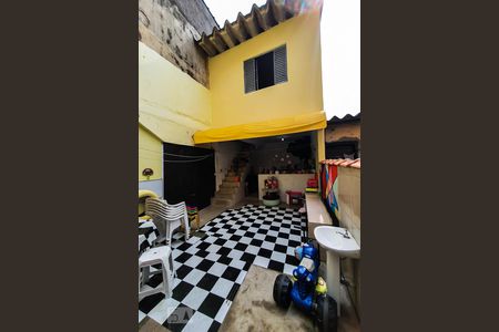 Casa à venda com 130m², 3 quartos e 1 vaga Casa à venda com 130m², 3 quartos e 1 vagaQuintal