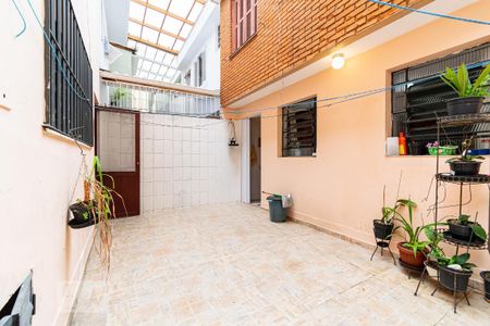 Casa à venda com 178m², 3 quartos e 3 vagas Casa à venda com 178m², 3 quartos e 3 vagasQuintal