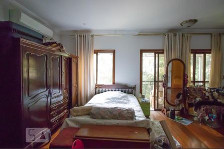 Casa à venda com 600m², 8 quartos e 4 vagas Casa à venda com 600m², 8 quartos e 4 vagasQuarto Suíte 3