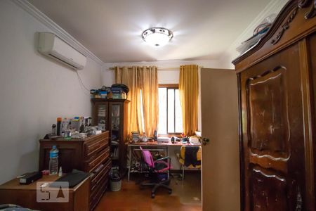 Casa à venda com 600m², 8 quartos e 4 vagas Casa à venda com 600m², 8 quartos e 4 vagasQuarto Suíte 1