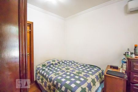 Casa à venda com 600m², 8 quartos e 4 vagas Casa à venda com 600m², 8 quartos e 4 vagasQuarto Suíte 1