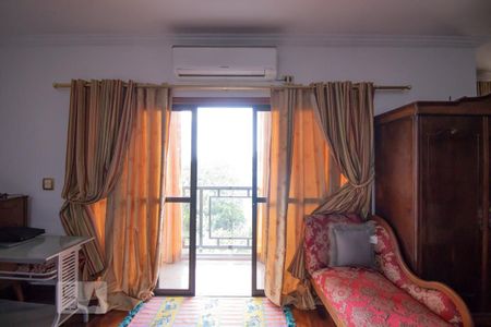 Casa à venda com 600m², 8 quartos e 4 vagas Casa à venda com 600m², 8 quartos e 4 vagasQuarto Suíte 2