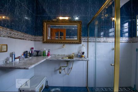 Casa à venda com 600m², 8 quartos e 4 vagas Casa à venda com 600m², 8 quartos e 4 vagasBanheiro da Suíte 2