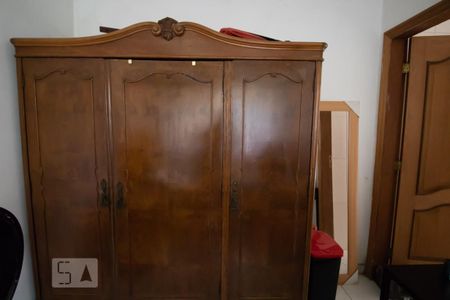 Casa à venda com 600m², 8 quartos e 4 vagas Casa à venda com 600m², 8 quartos e 4 vagasQuarto 3- Edícula