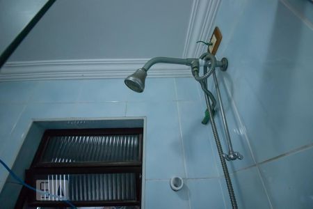 Casa à venda com 600m², 8 quartos e 4 vagas Casa à venda com 600m², 8 quartos e 4 vagasBanheiro de Serviço