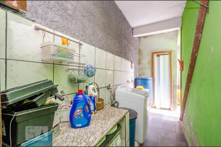 Casa à venda com 435m², 6 quartos e 4 vagas Casa à venda com 435m², 6 quartos e 4 vagasÁrea de Serviço