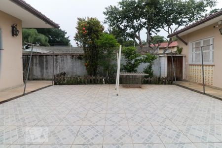 Casa para alugar com 400m², 4 quartos e 6 vagas Casa para alugar com 400m², 4 quartos e 6 vagasQuintal