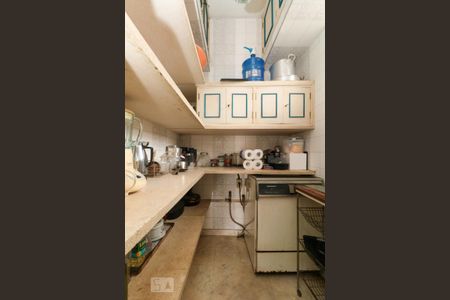 Casa para alugar com 400m², 4 quartos e 6 vagas Casa para alugar com 400m², 4 quartos e 6 vagasDespensa