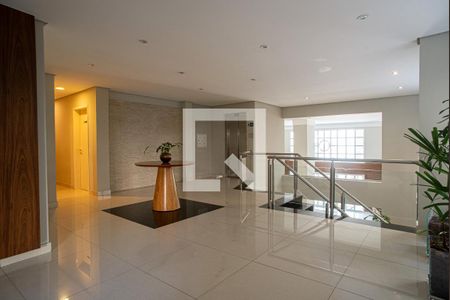 Apartamento à venda com 60m², 2 quartos e 2 vagas Apartamento à venda com 60m², 2 quartos e 2 vagasÁrea comum - Hall Social
