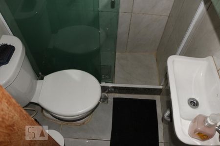 Apartamento à venda com 50m², 1 quarto e sem vagaDetalhe do banheiro