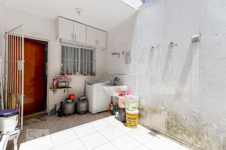 Casa à venda com 107m², 2 quartos e 2 vagasÁrea de Serviço