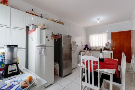 Casa à venda com 107m², 2 quartos e 2 vagasCozinha