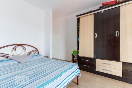 Casa à venda com 107m², 2 quartos e 2 vagasSuíte 