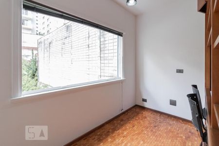 Casa à venda com 260m², 4 quartos e 3 vagasQuarto de Serviço/Escritório