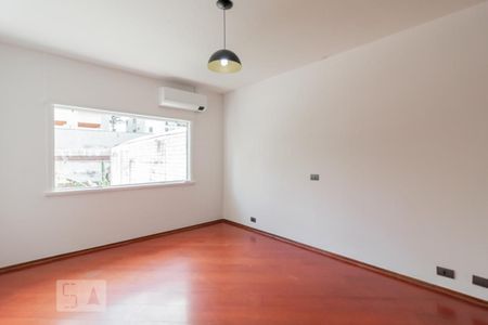 Casa à venda com 260m², 4 quartos e 3 vagasQuarto 2 - Suíte 