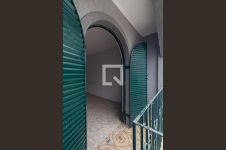 Casa à venda com 200m², 3 quartos e 1 vaga Casa à venda com 200m², 3 quartos e 1 vagaVaranda