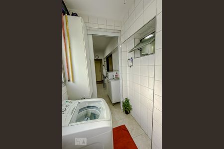 Apartamento à venda com 136m², 3 quartos e 5 vagasLavanderia