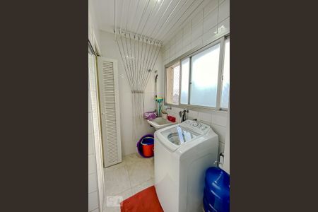 Apartamento à venda com 136m², 3 quartos e 5 vagasLavanderia