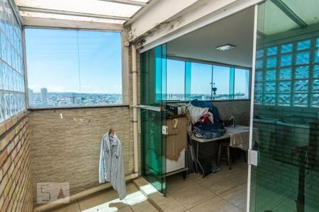 Apartamento à venda com 144m², 3 quartos e 2 vagas Apartamento à venda com 144m², 3 quartos e 2 vagasCobertura