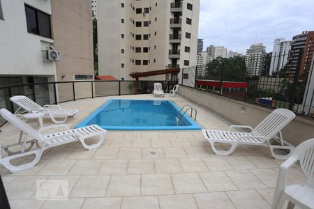 Apartamento para alugar com 230m², 3 quartos e 5 vagasÁrea comum - Piscina