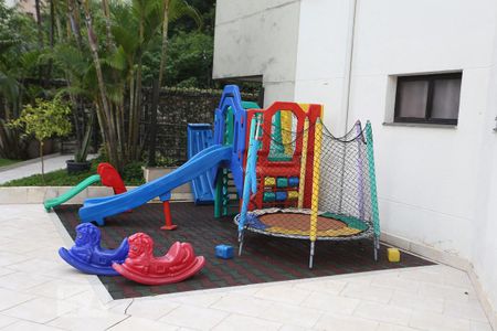 Apartamento para alugar com 230m², 3 quartos e 5 vagasPlayground