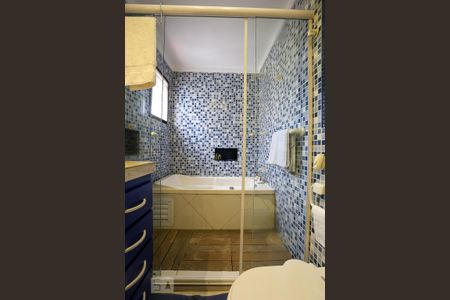 Apartamento para alugar com 230m², 3 quartos e 5 vagasBanheiro da Suíte 2